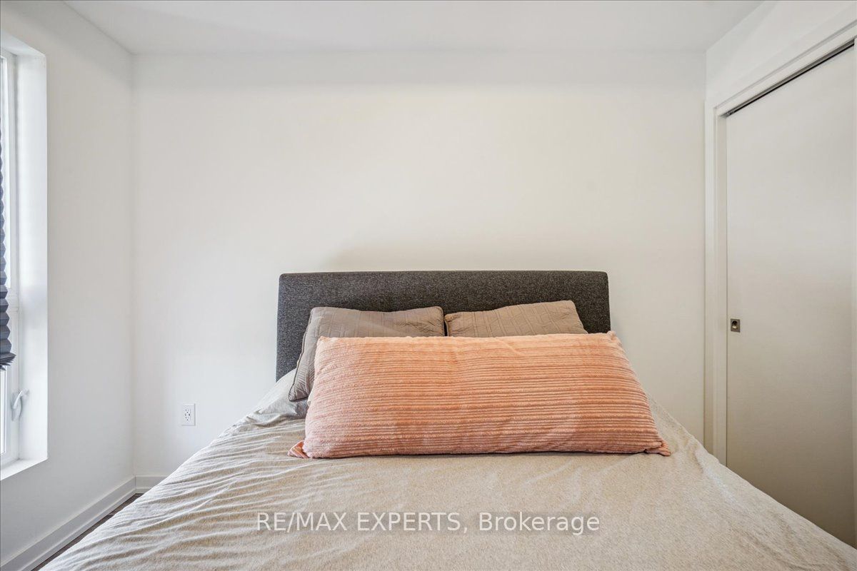 430 Essa Road, #419