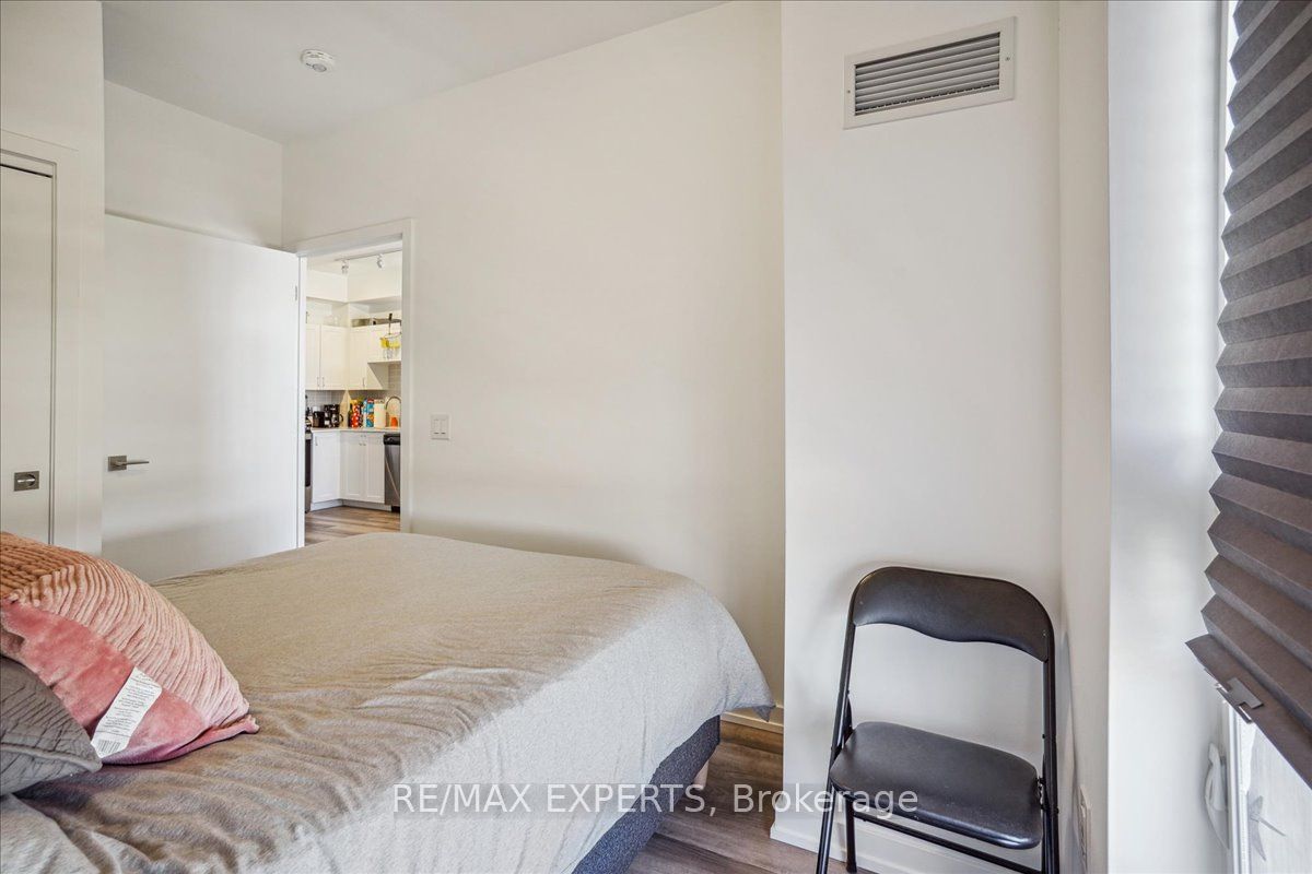 430 Essa Road, #419
