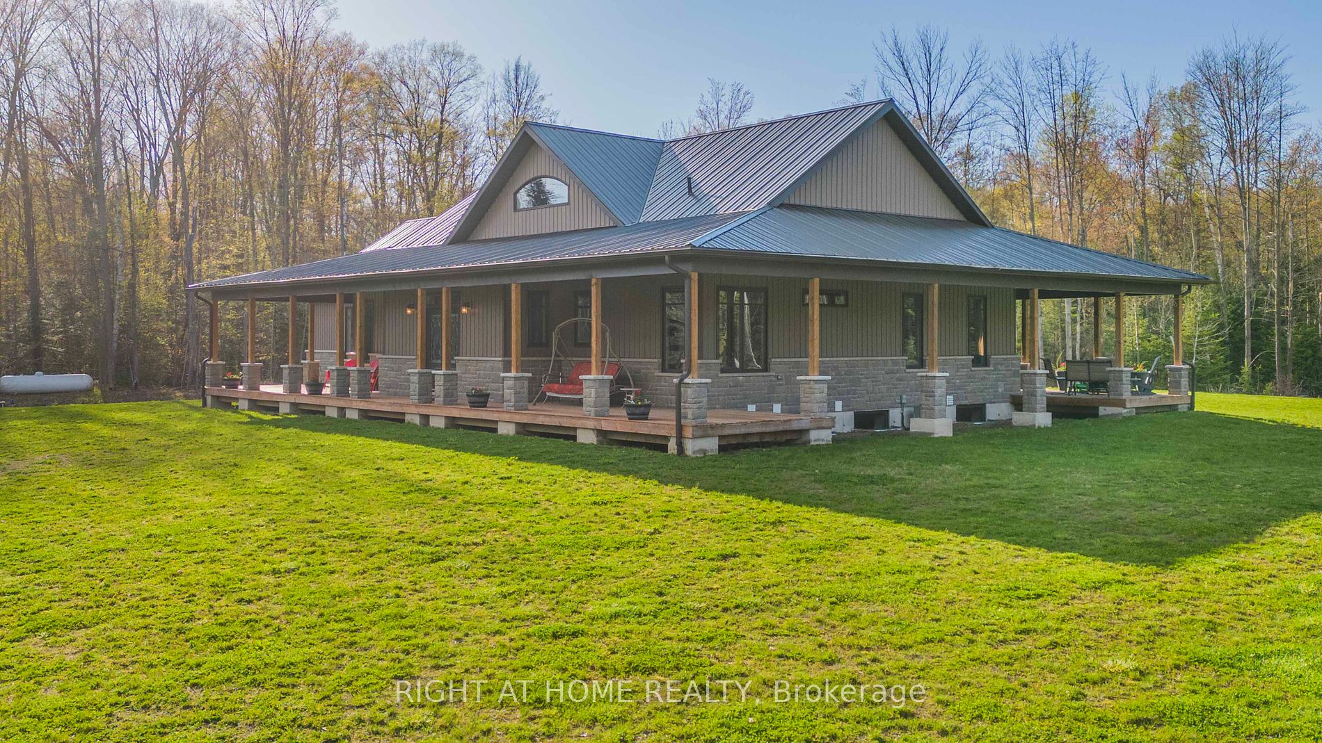 16 Whitetail Dr