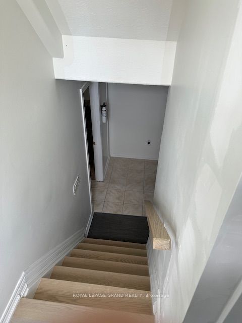2 Vanessa Drive