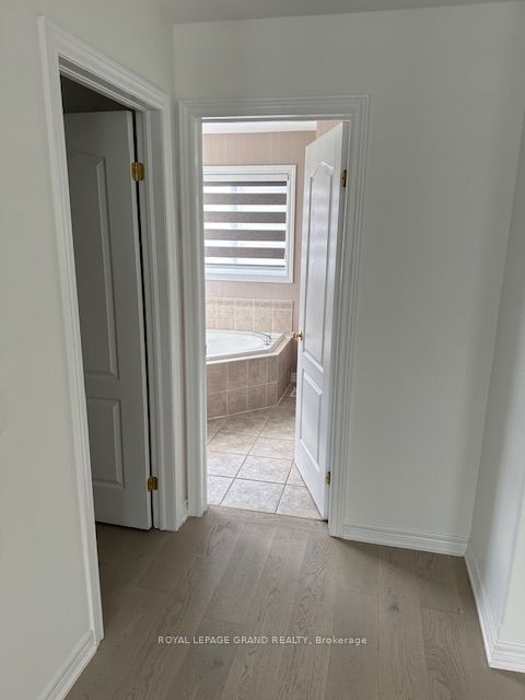2 Vanessa Drive