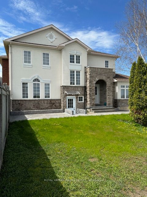 2 Vanessa Drive