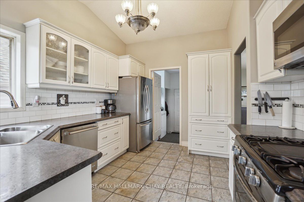 28 Harwood Drive