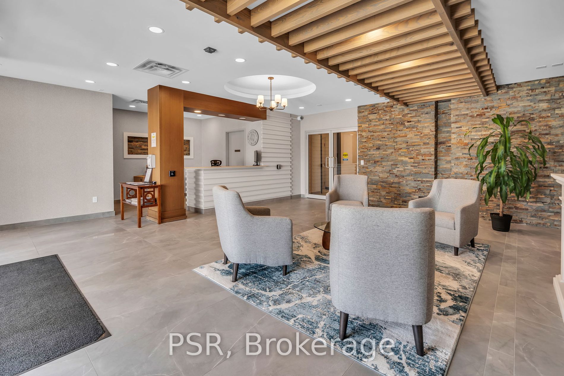 354 Atherley Road #211