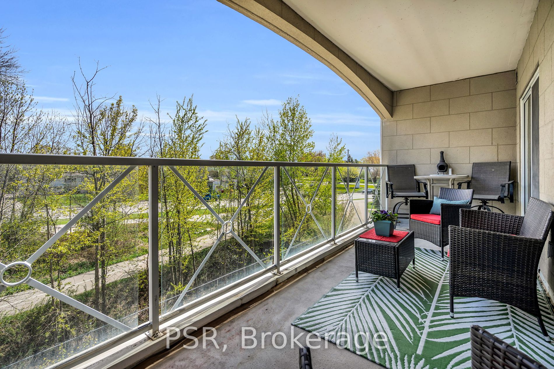 354 Atherley Road #211