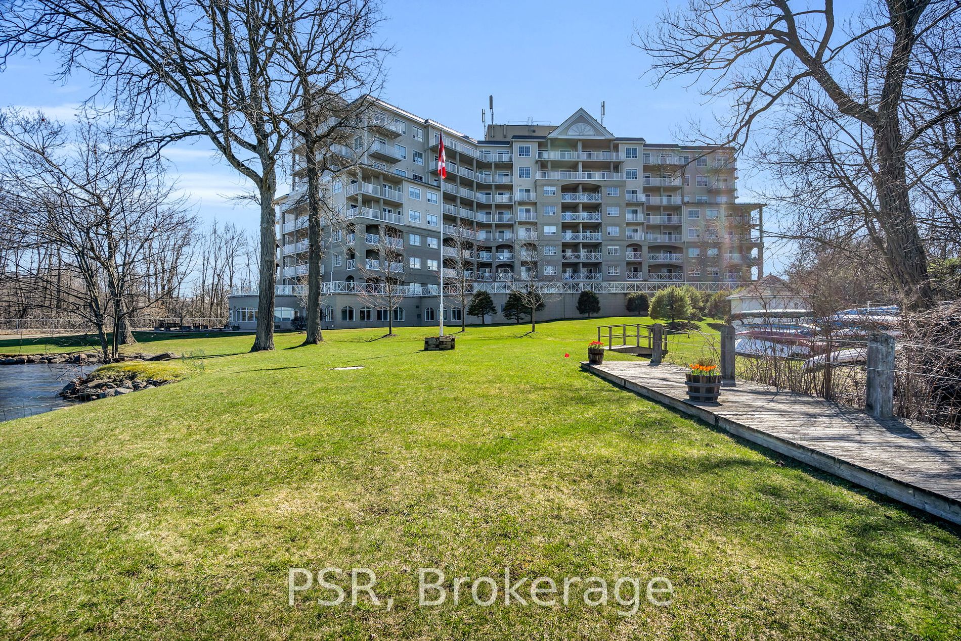 354 Atherley Road #211