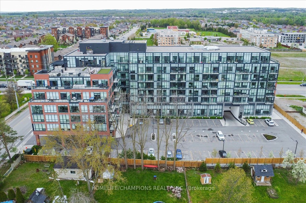 681 Yonge St, #602
