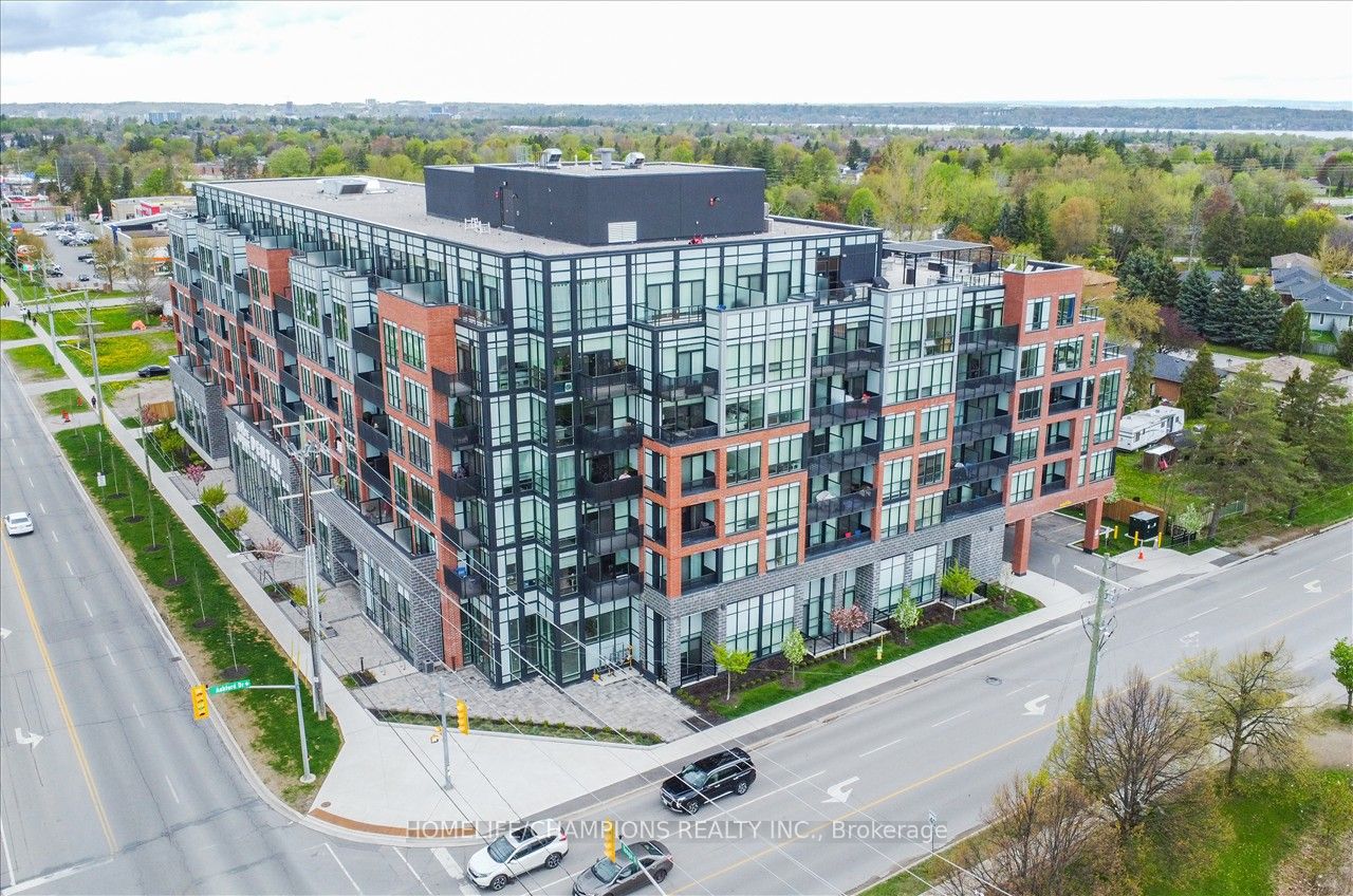 681 Yonge St, #602