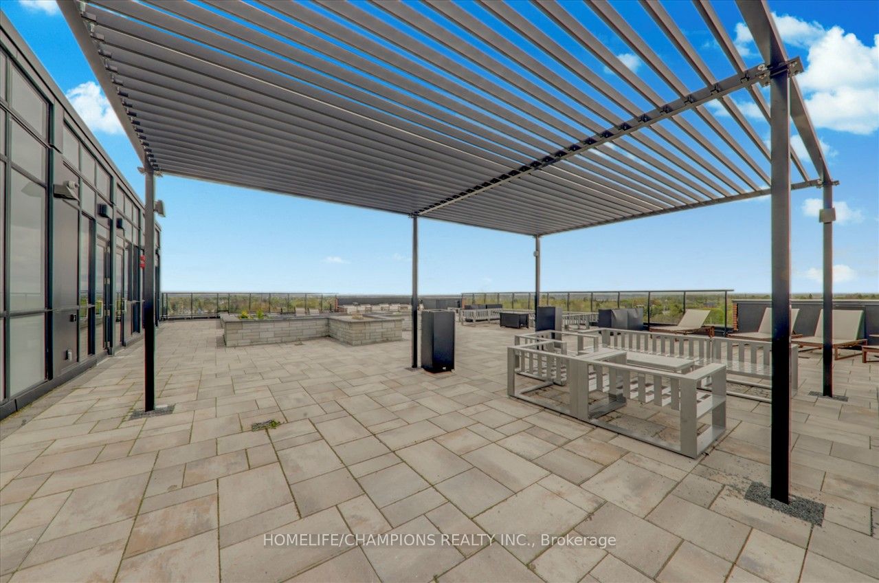 681 Yonge St, #602