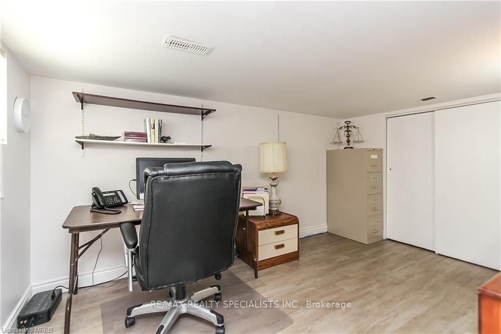338 Oxbow Park Drive