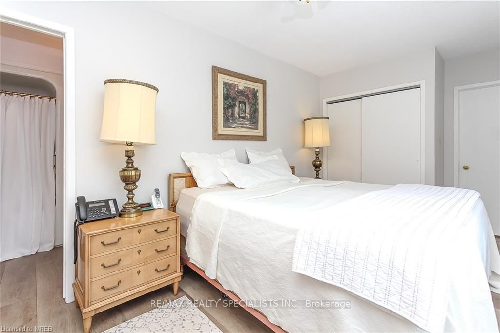 338 Oxbow Park Drive