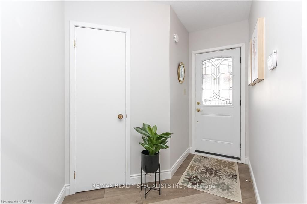 338 Oxbow Park Drive