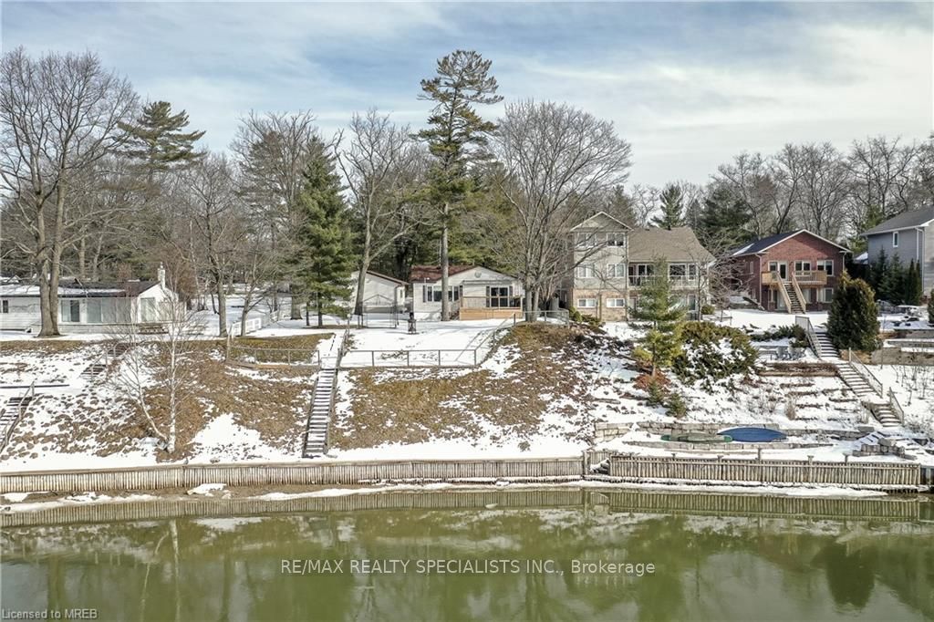 338 Oxbow Park Drive