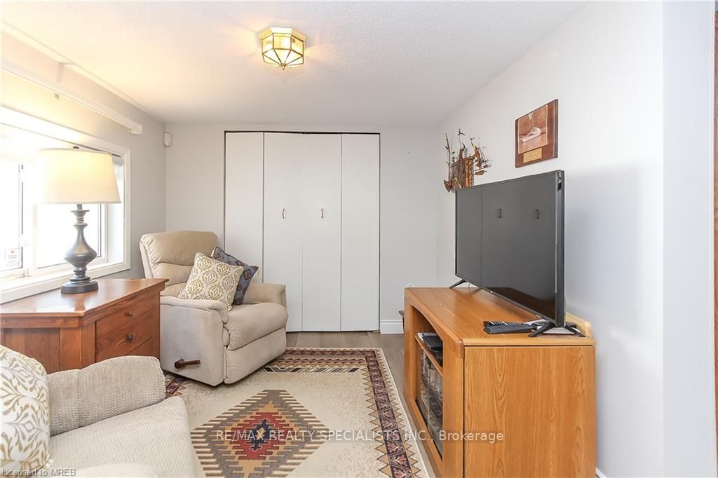 338 Oxbow Park Drive