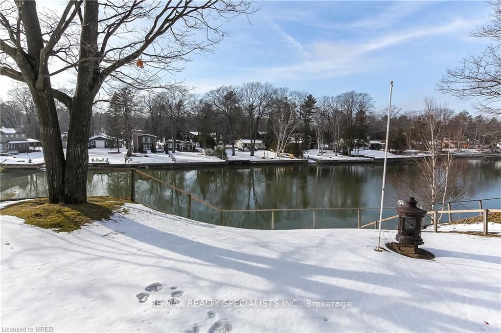 338 Oxbow Park Drive
