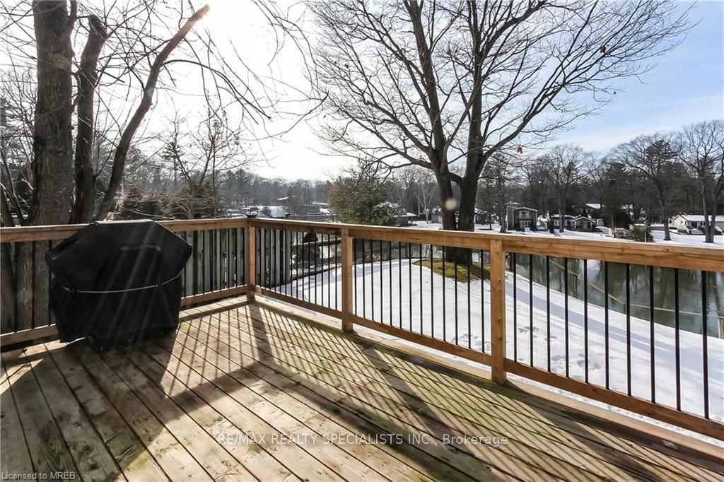 338 Oxbow Park Drive
