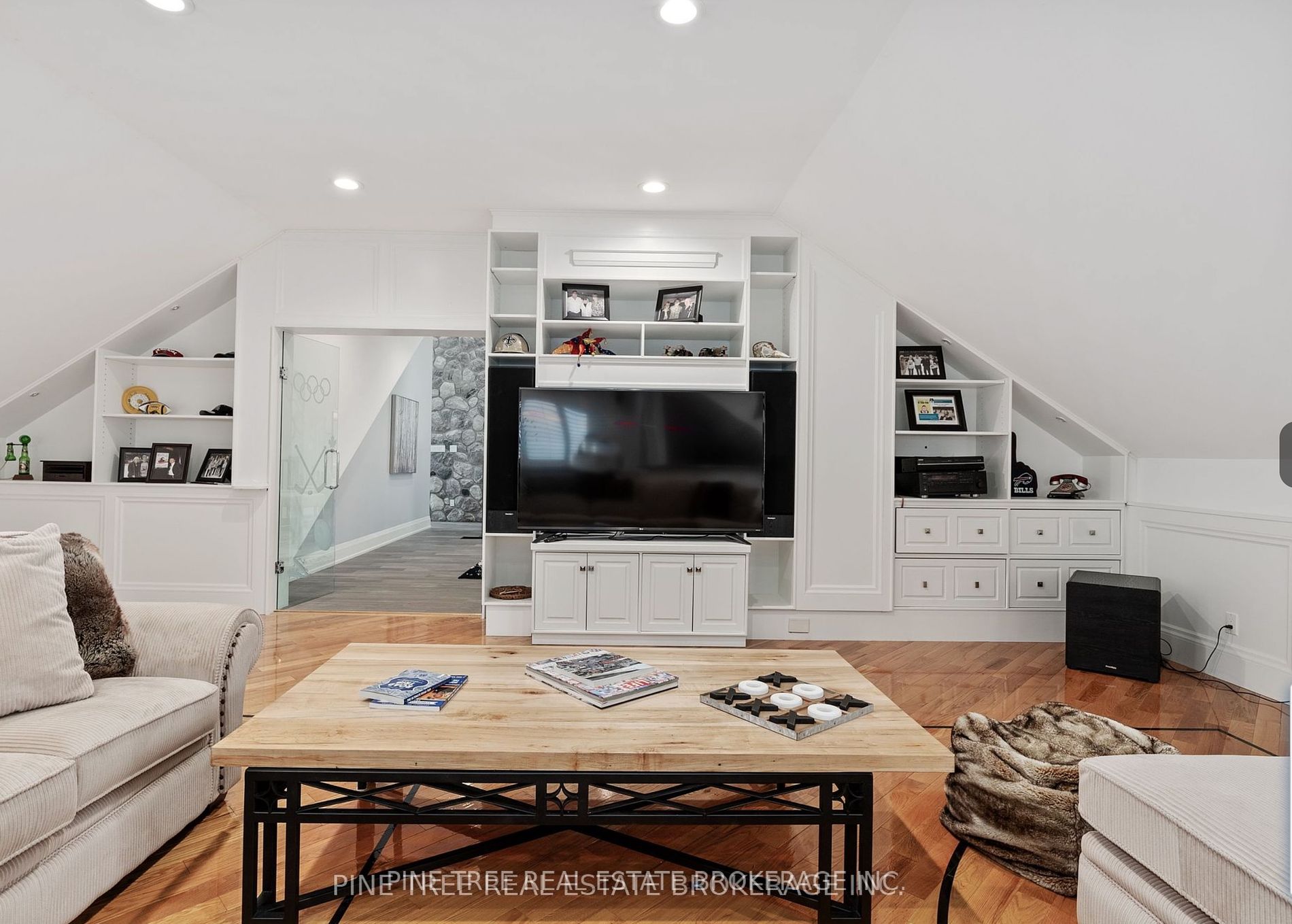 409 Coxmill Rd