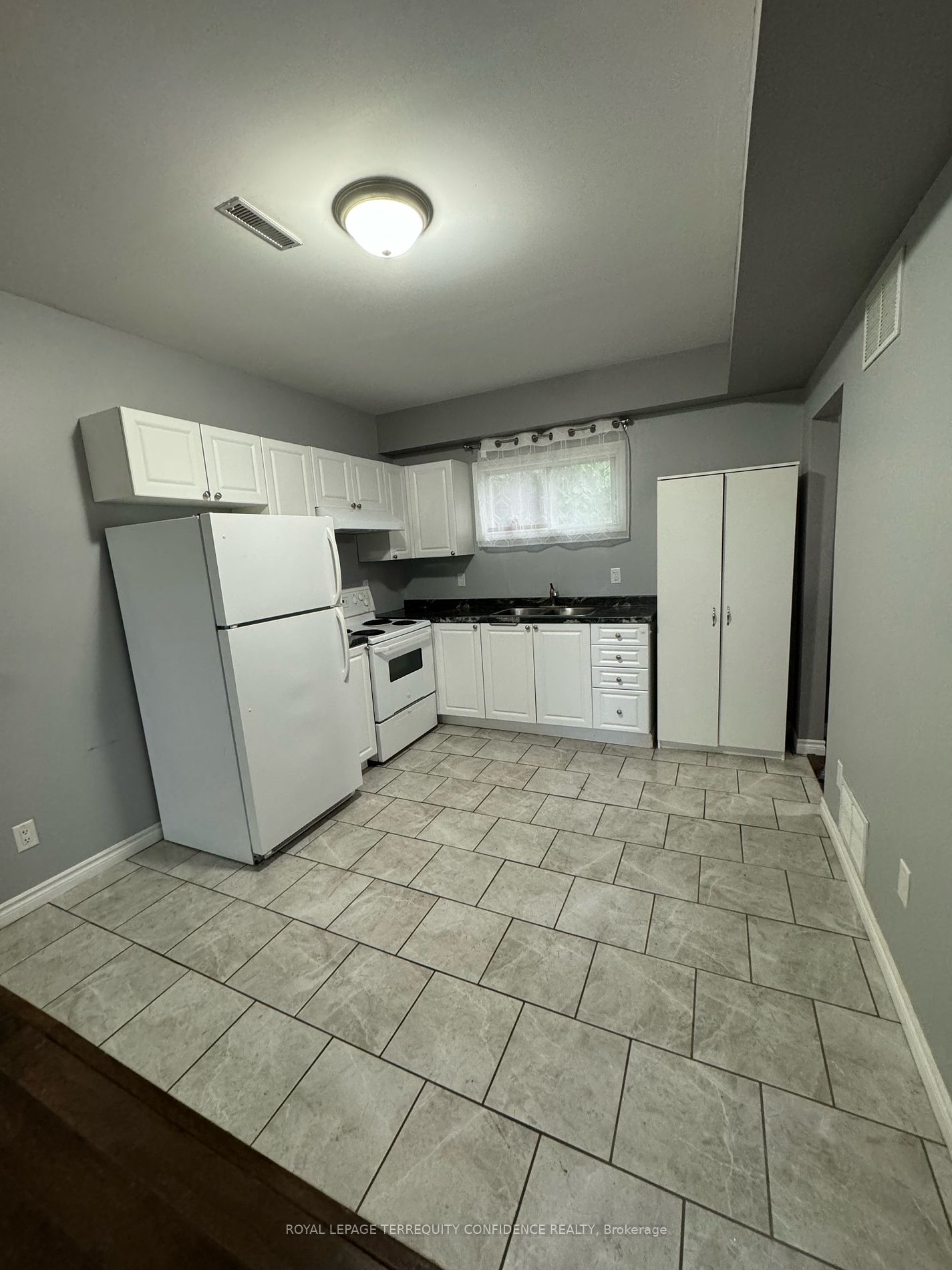 164 Letitia St