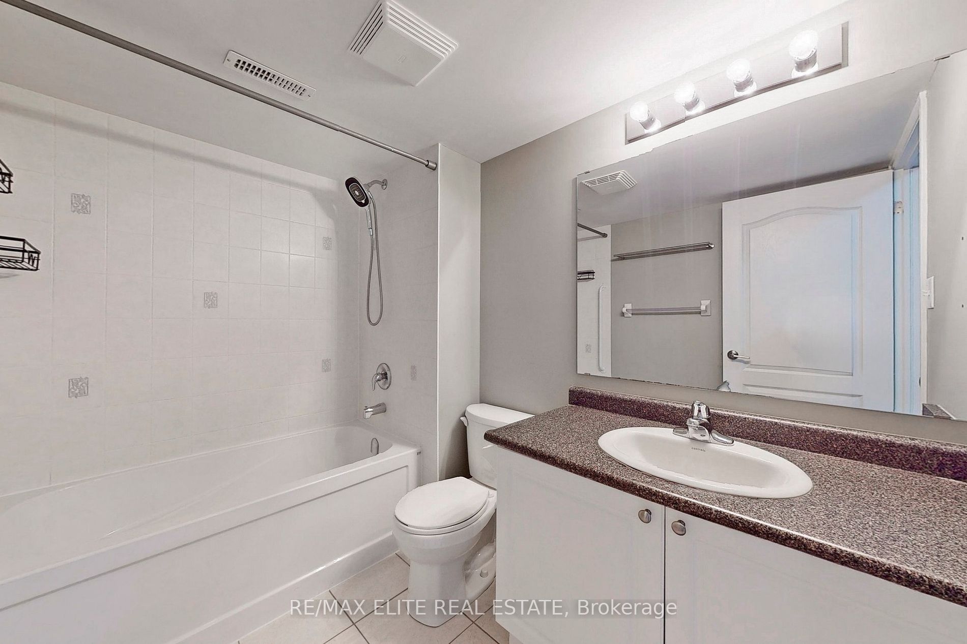 57 Ferndale Dr S, #9