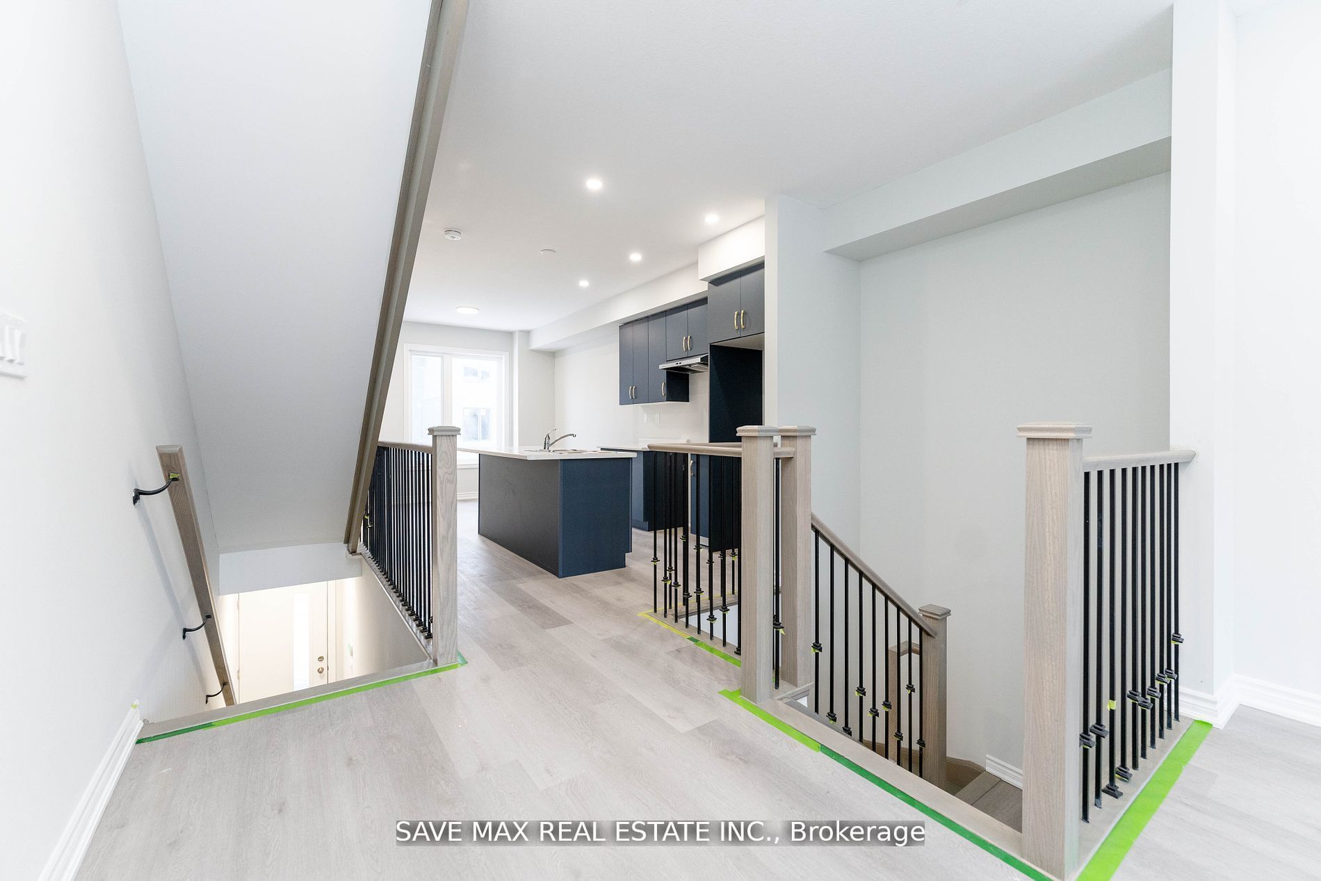 75 Winters Cres, #33