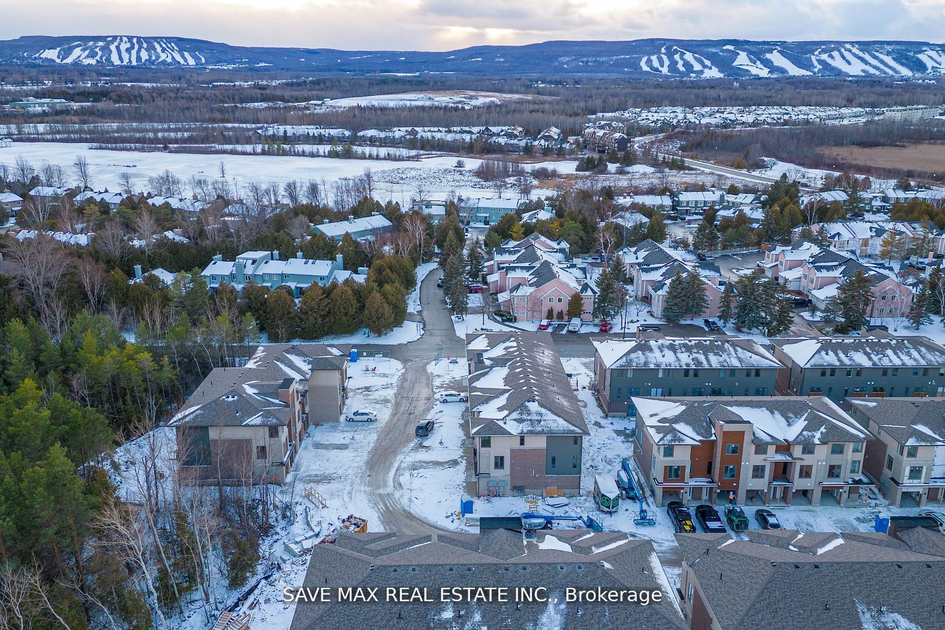 75 Winters Cres, #33