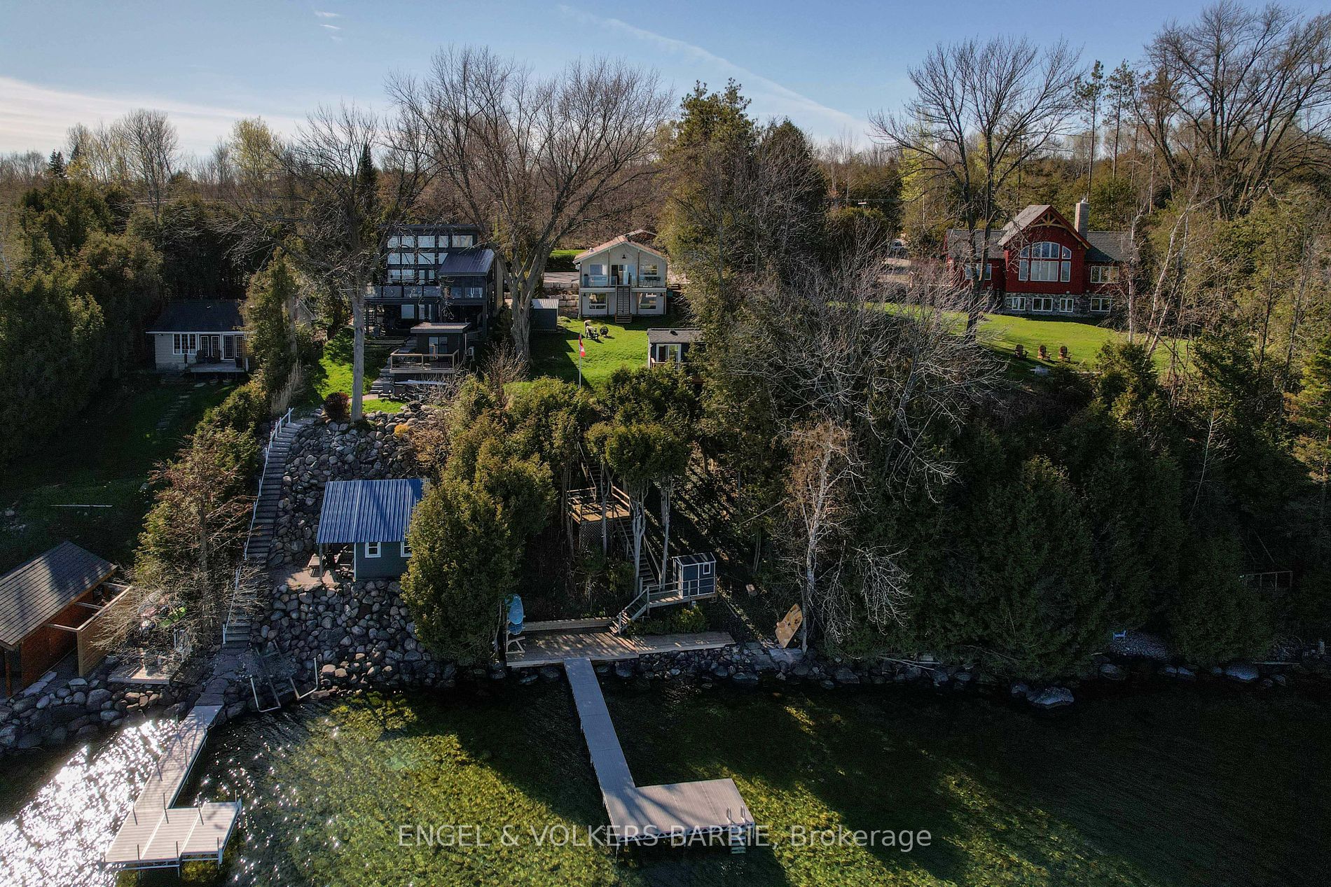2371 Lakeshore Road E