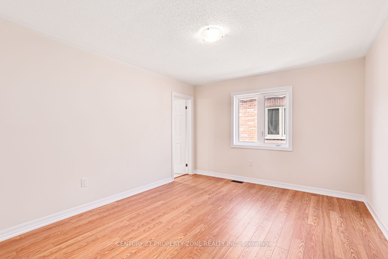242 Warden St