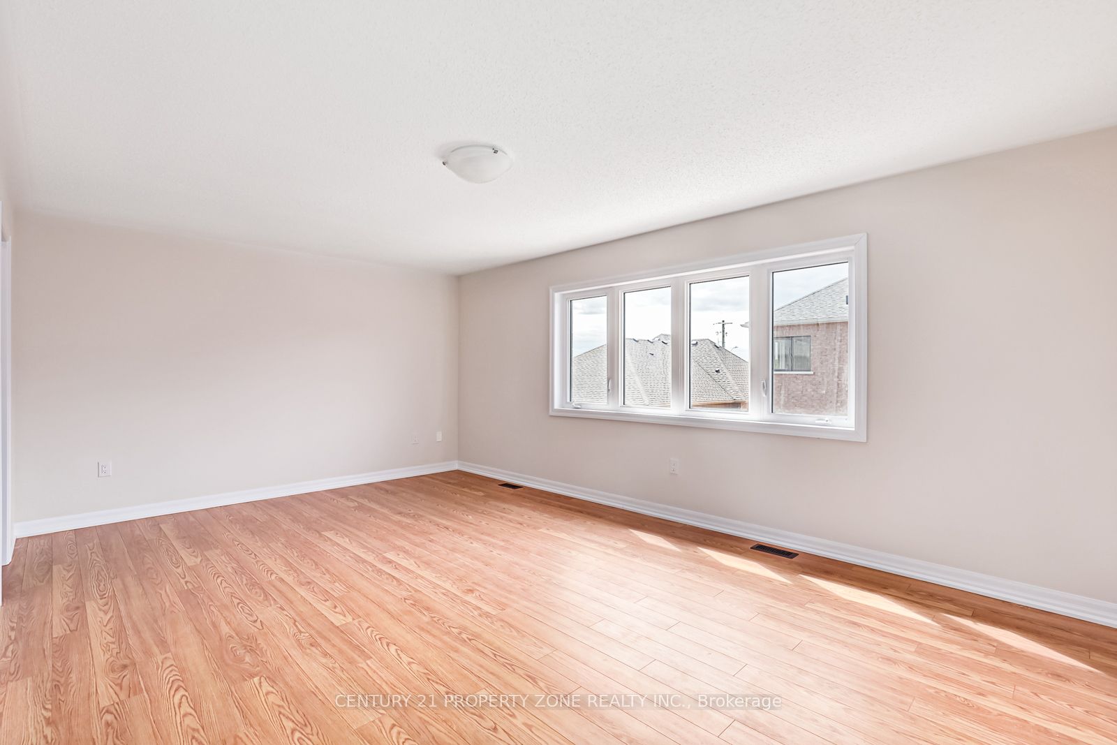 242 Warden St