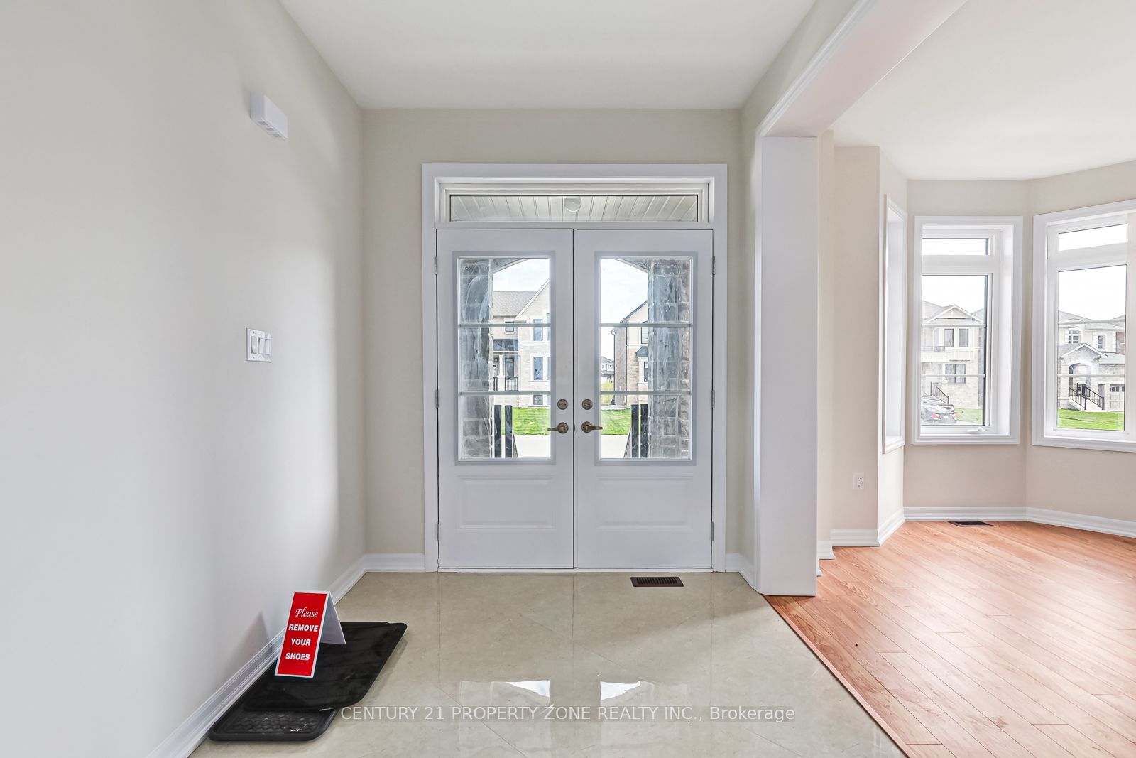 242 Warden St