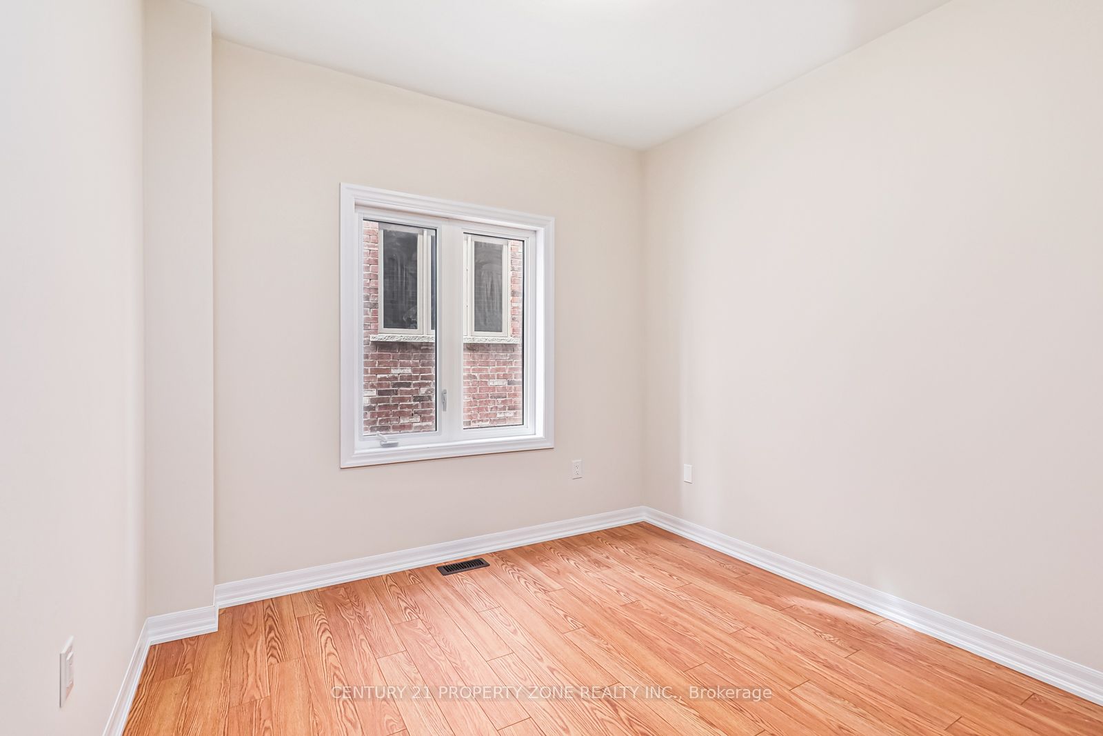 242 Warden St