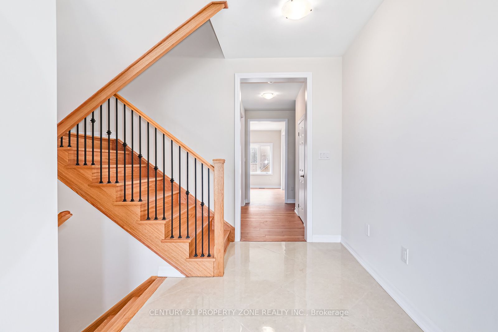 242 Warden St