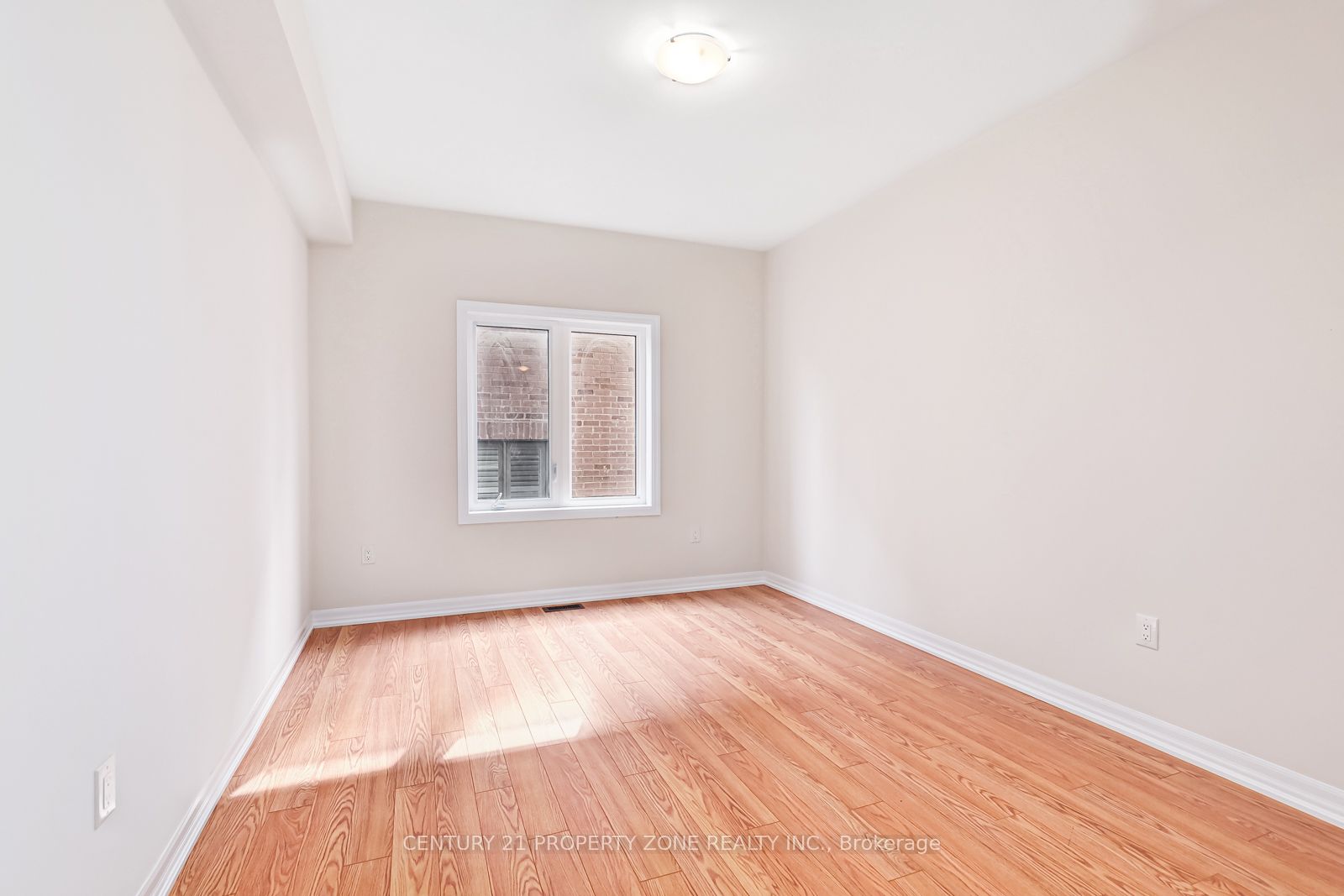 242 Warden St