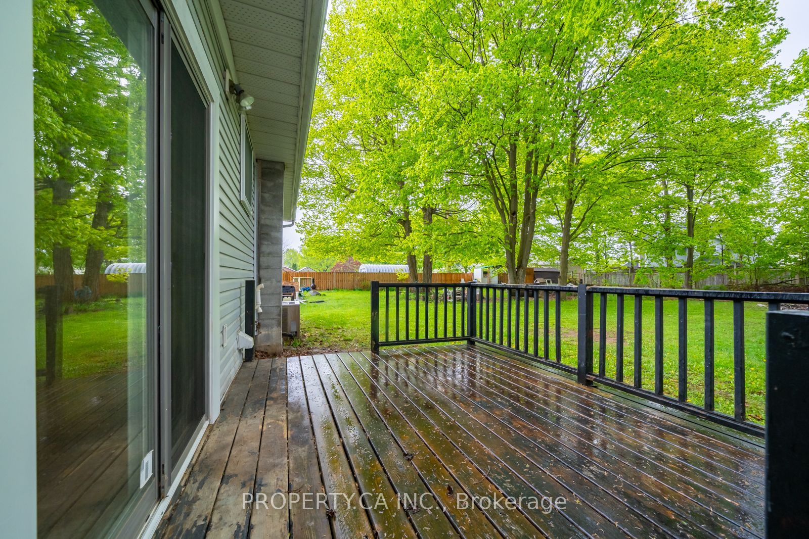 401 Mississaga Street W