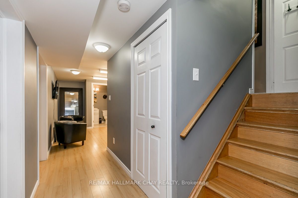223 Red Oak Tr