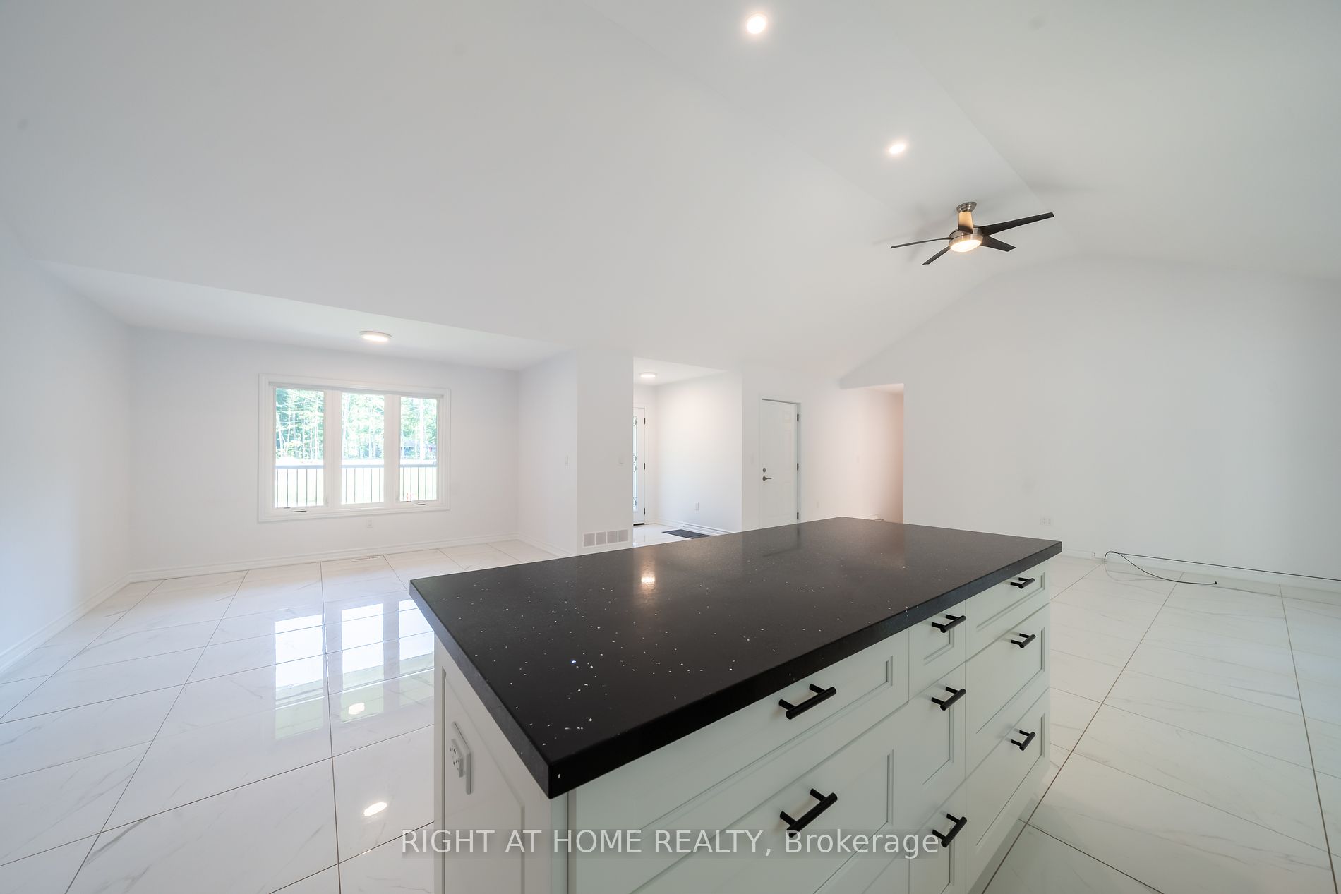 6 Ojibway Court