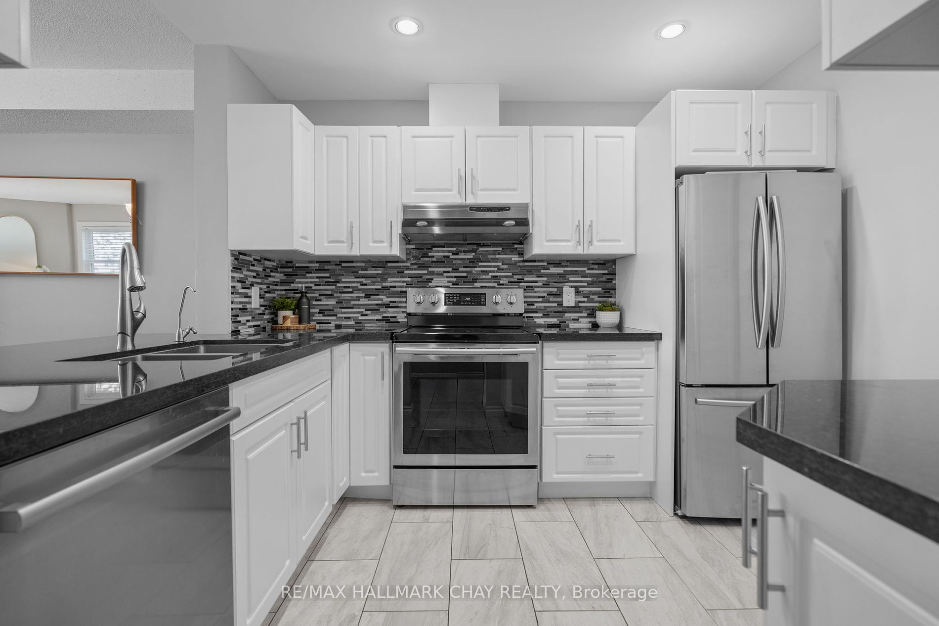 1 Olive Crescent #4