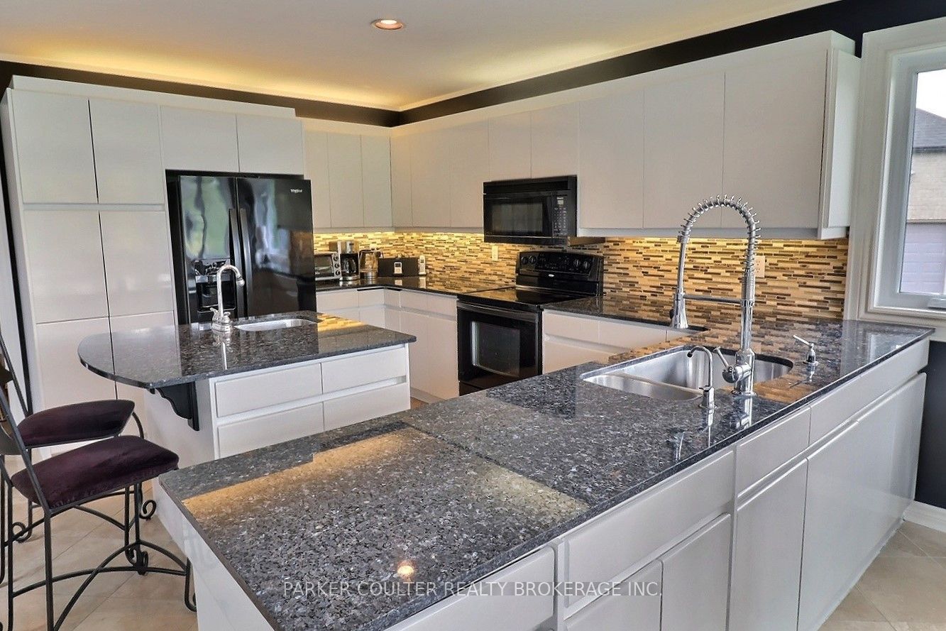 29 Fairway Court
