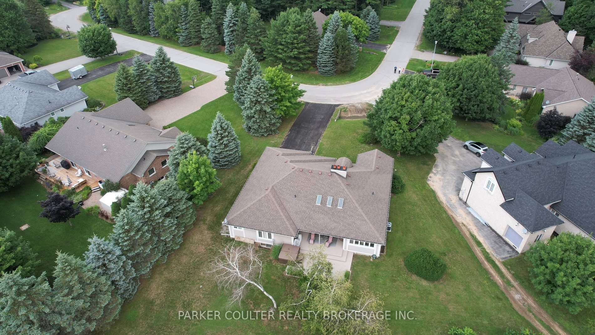 29 Fairway Court