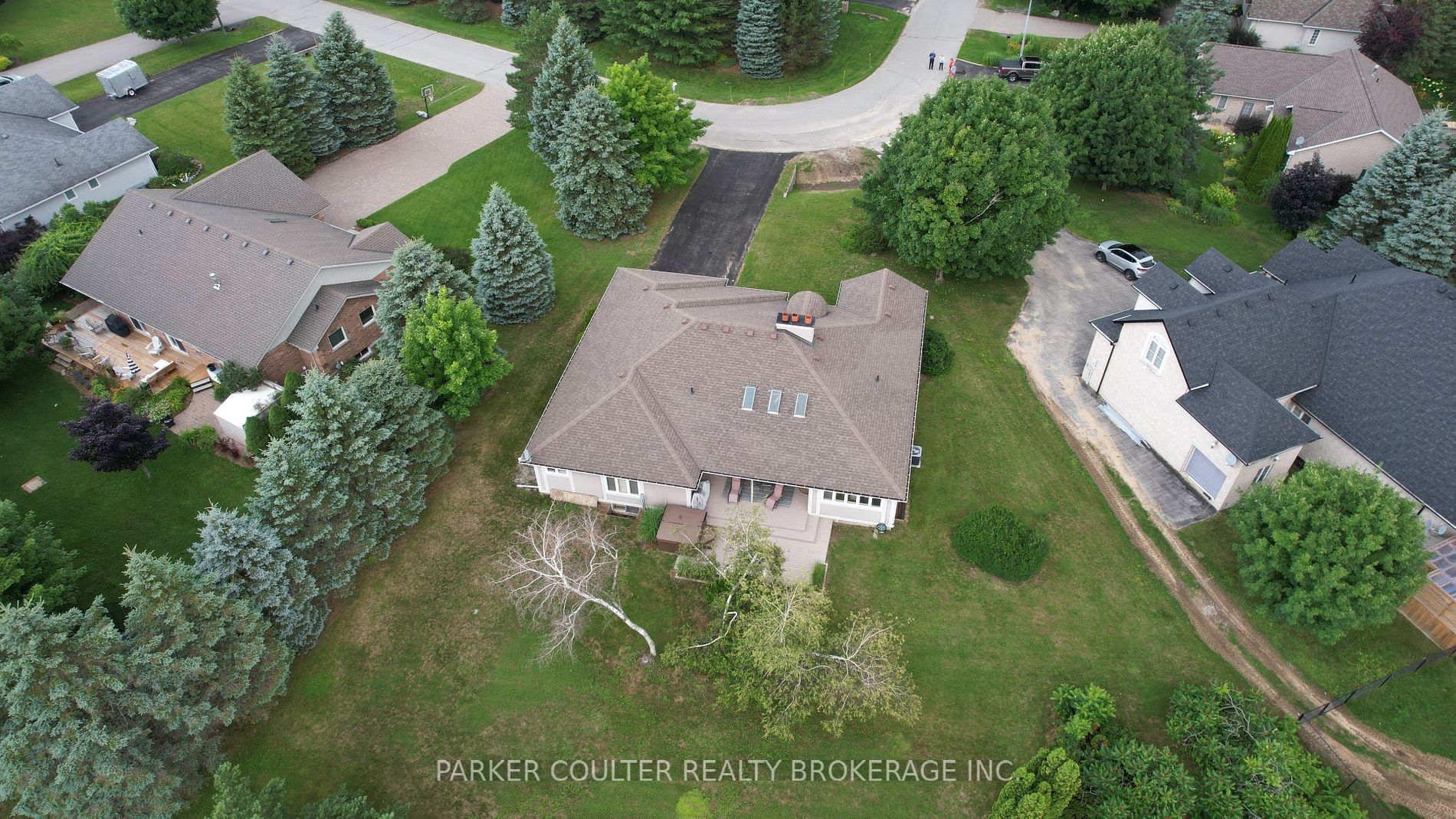 29 Fairway Court