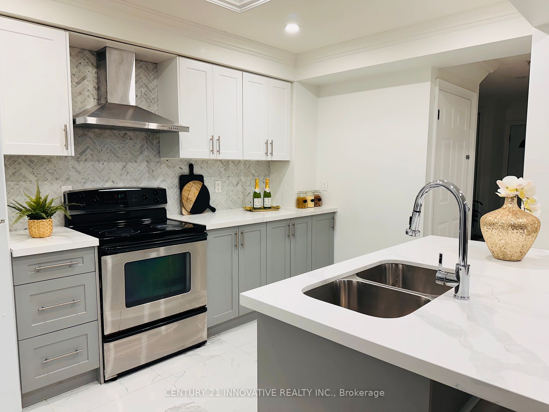 39 LaidLaw Drive