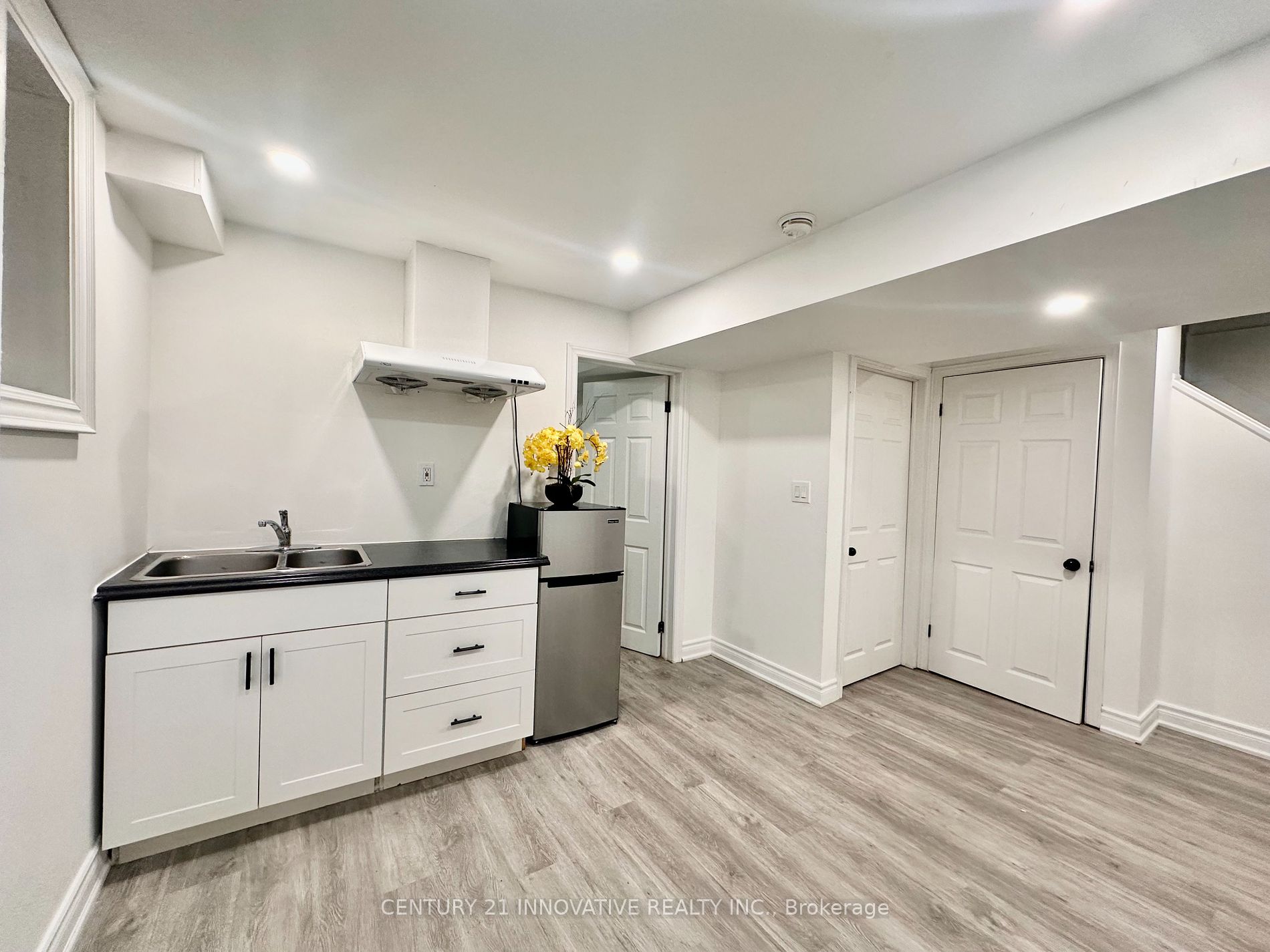 39 LaidLaw Drive