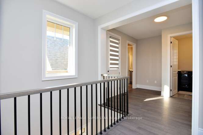 108 Rugman Cres