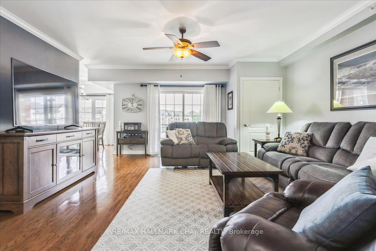 39 Ferndale Dr S, #311