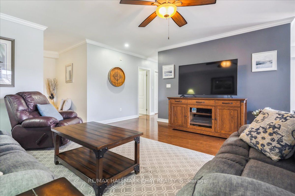 39 Ferndale Dr S, #311