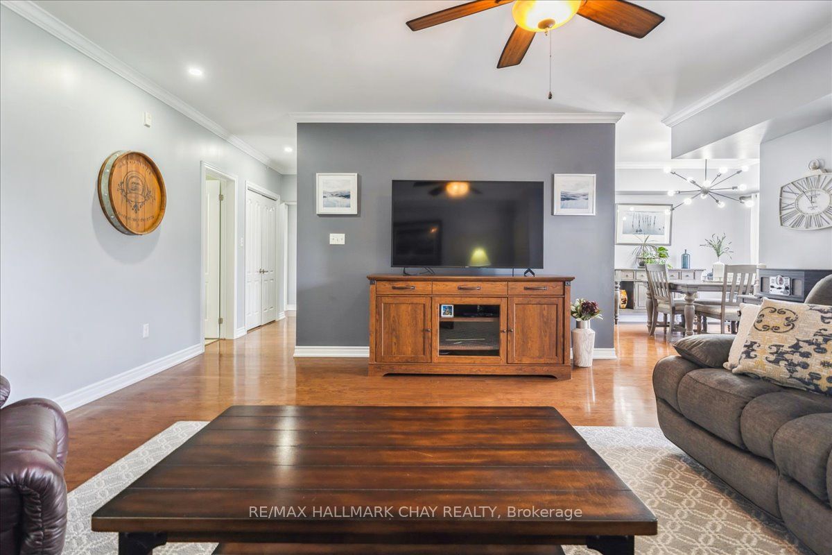 39 Ferndale Dr S, #311