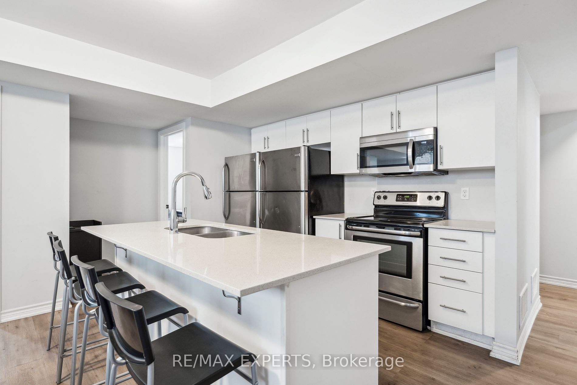246 Penetanguishene Road #13