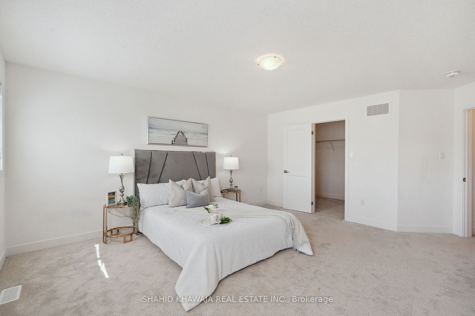 123 Plewes Dr
