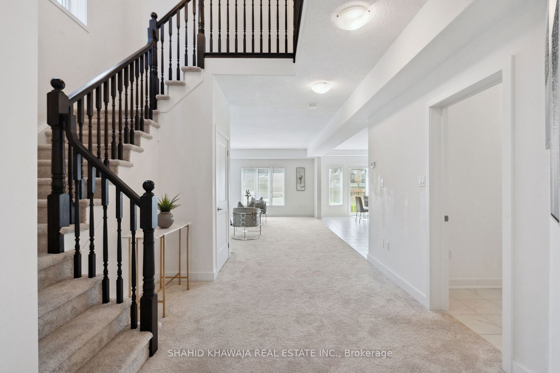 123 Plewes Dr