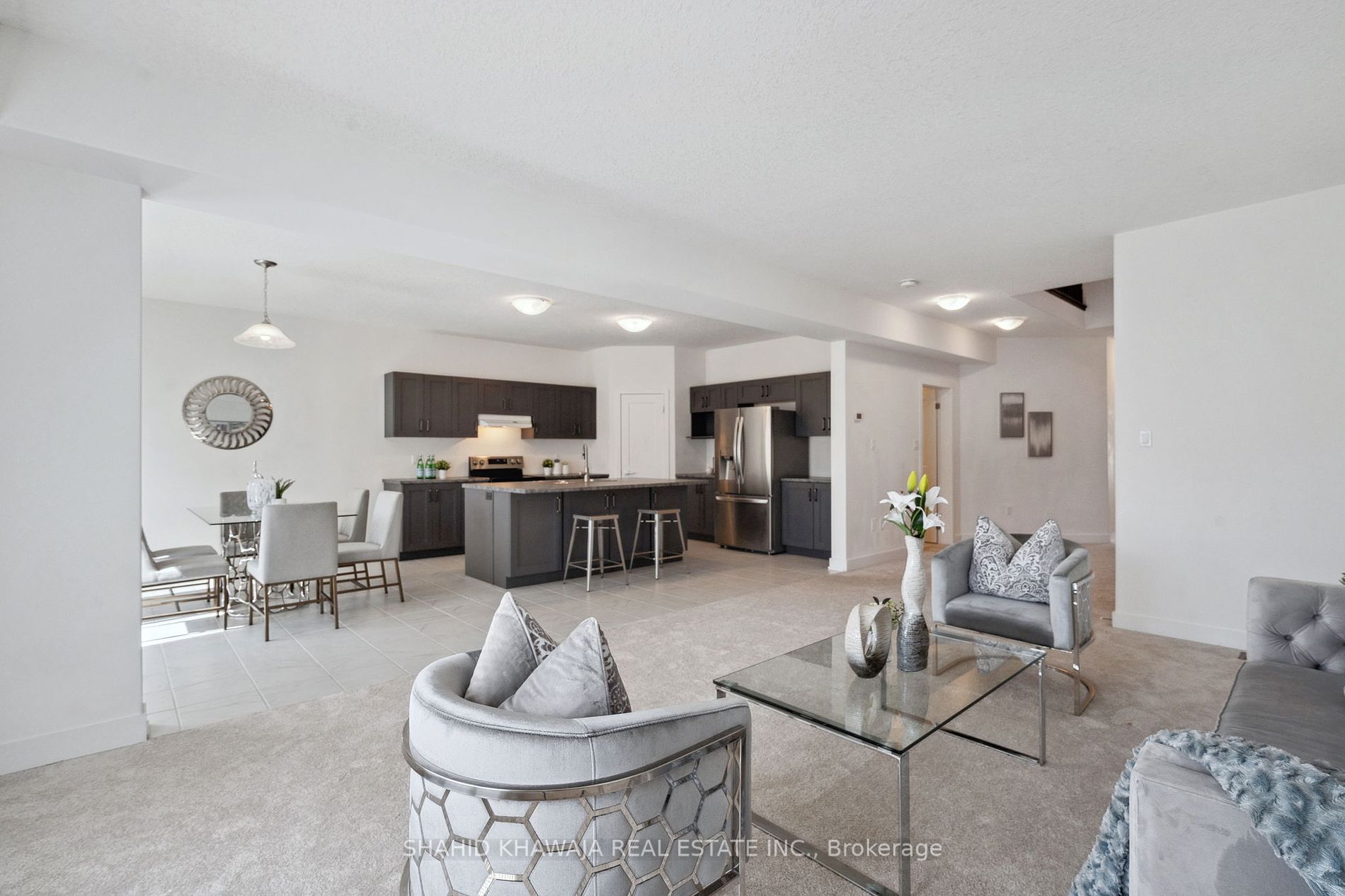 123 Plewes Dr