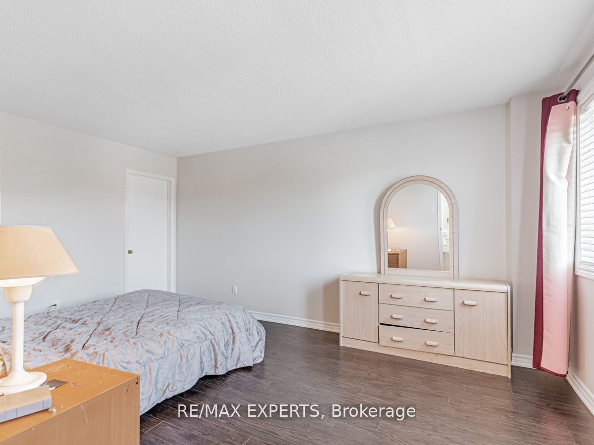 135 Livingstone St W, #Upper